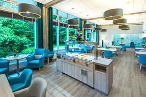 Innenarchitekturfotografie in Pflegeeinrichtungen. Speisesaal in einer Pfegeeinrichtung der Diakonie.