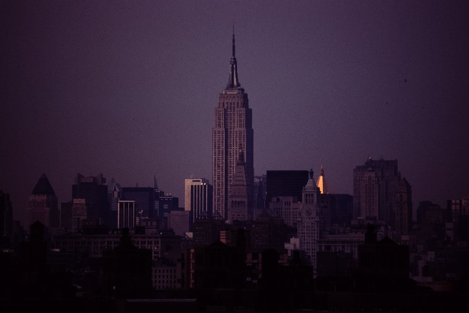 Empire State Building – Early Morning, New York Empire State Building – Early Morning, New York